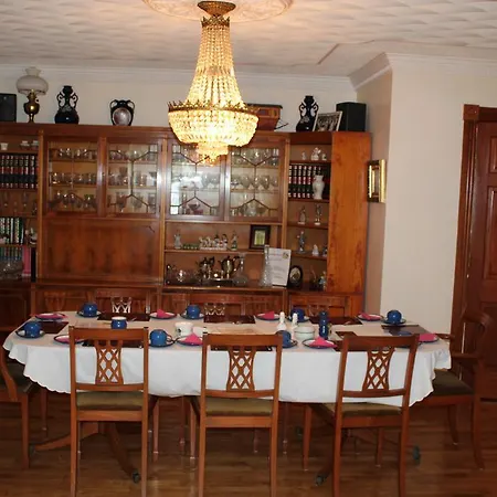 Bohola House Frühstückspension *