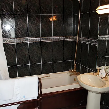 Bed & Breakfast Bohola House *